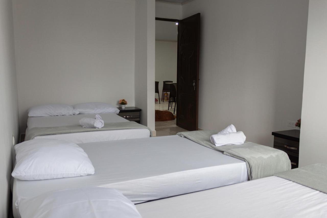Los Nonos Hostel Guadalupe Bagian luar foto