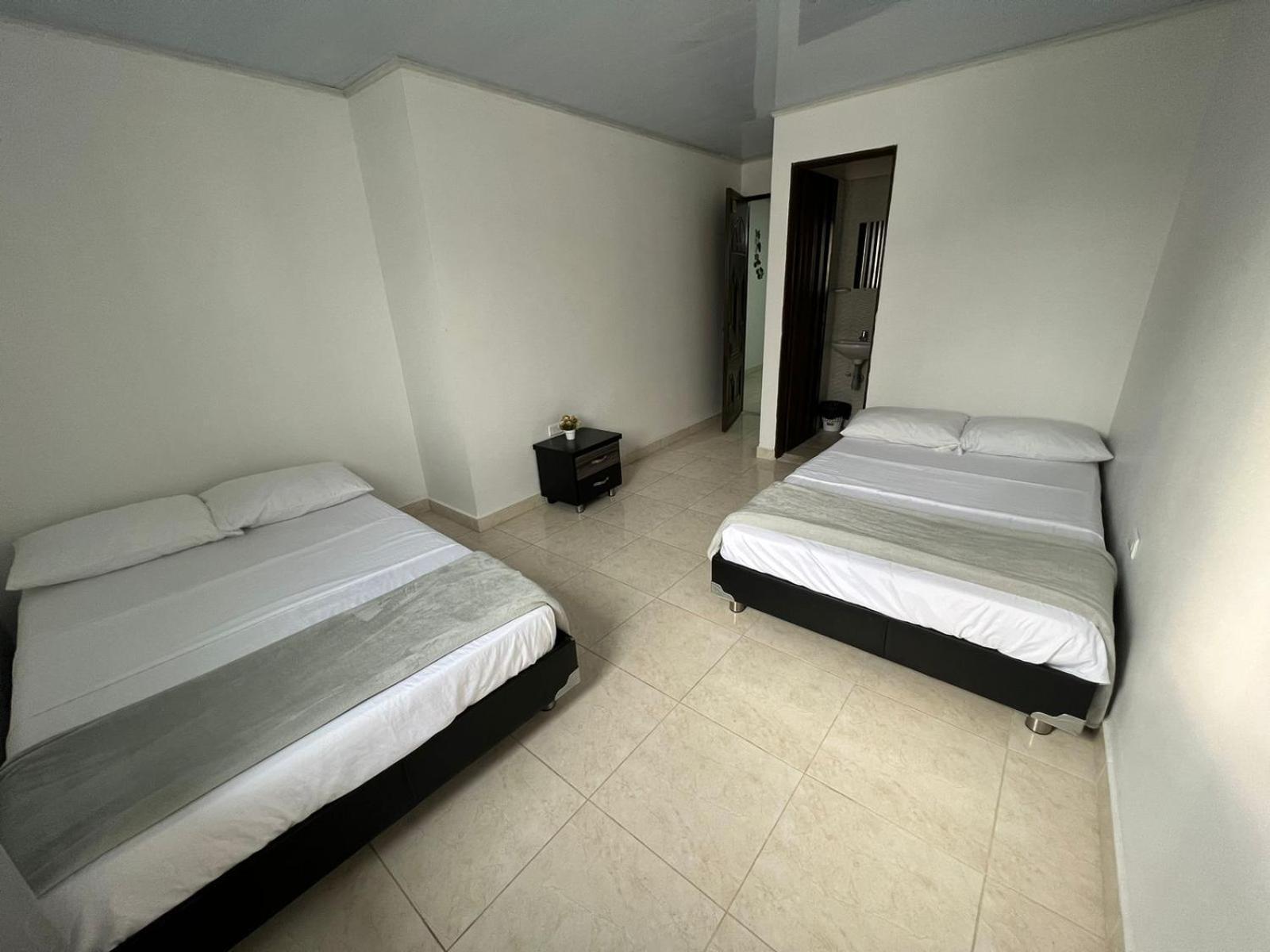 Los Nonos Hostel Guadalupe Bagian luar foto