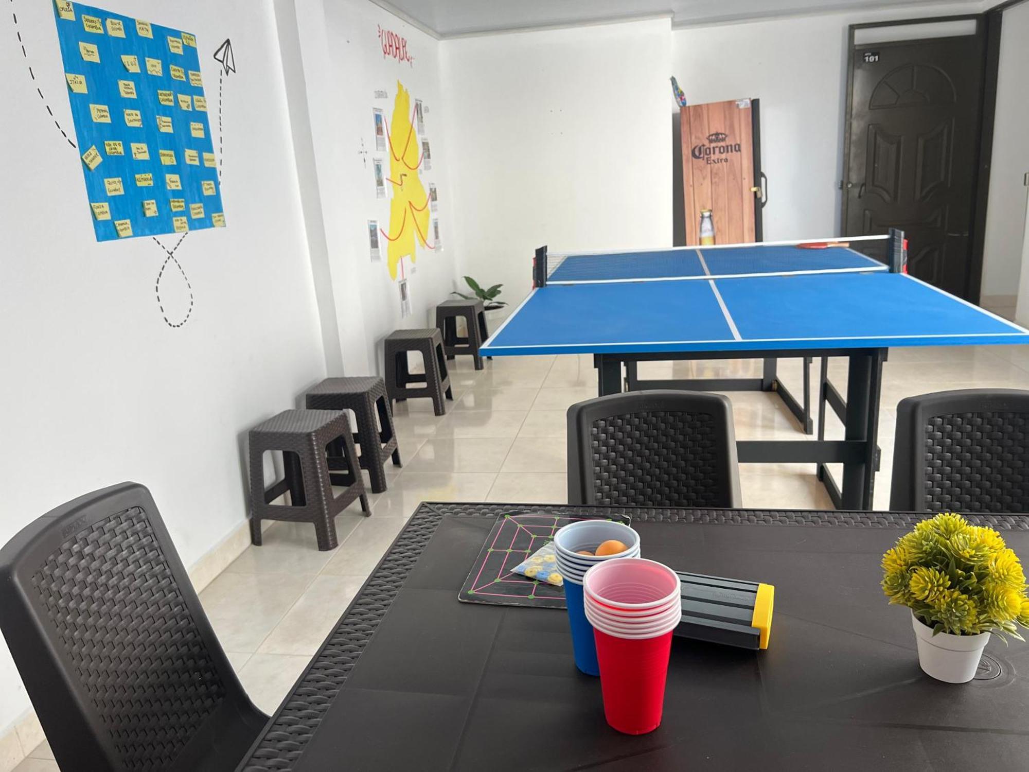 Los Nonos Hostel Guadalupe Bagian luar foto