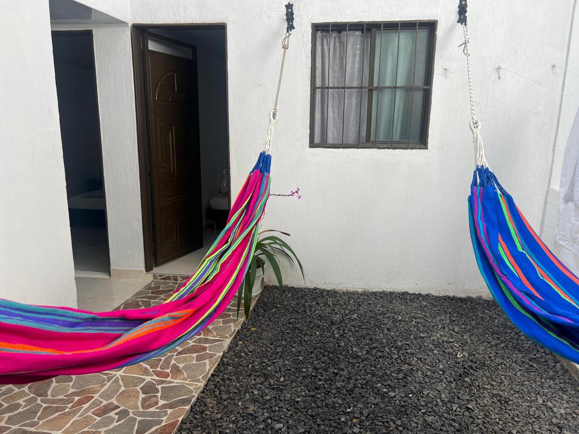 Los Nonos Hostel Guadalupe Bagian luar foto